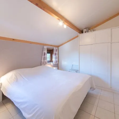 別荘 Vissershuisje Nova With Parking By Interhome