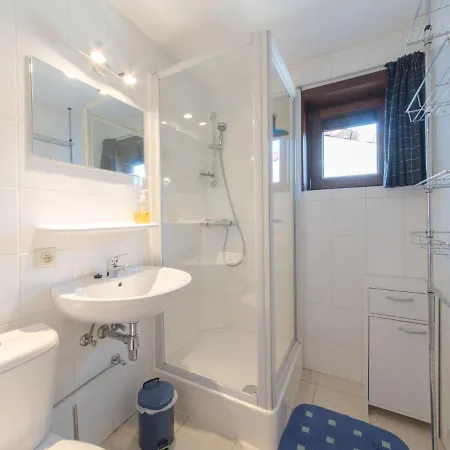 Vissershuisje Nova With Parking By Interhome 度假居